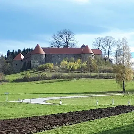 Ferienbauernhof Koller ファームステイ